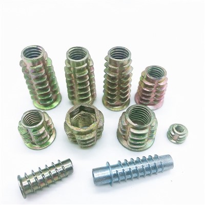 Vložky nýtovacích matic